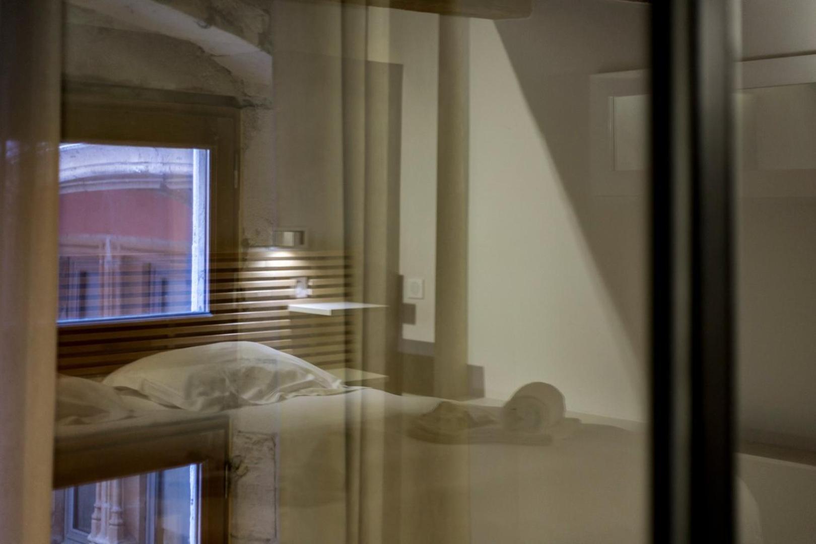 Le Duplex Du Change - Lyon Ail 외부 사진